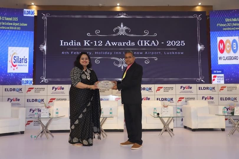 New Era Education Center receiving an award at the India K-12 Awards 2025, Lucknow
